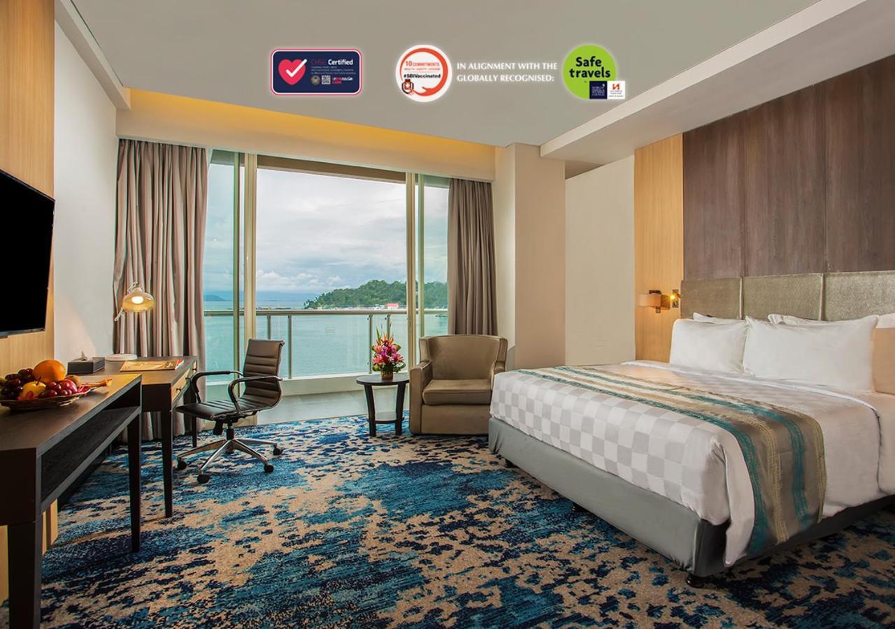 Swiss-Belhotel Papua Jayapura Exterior photo