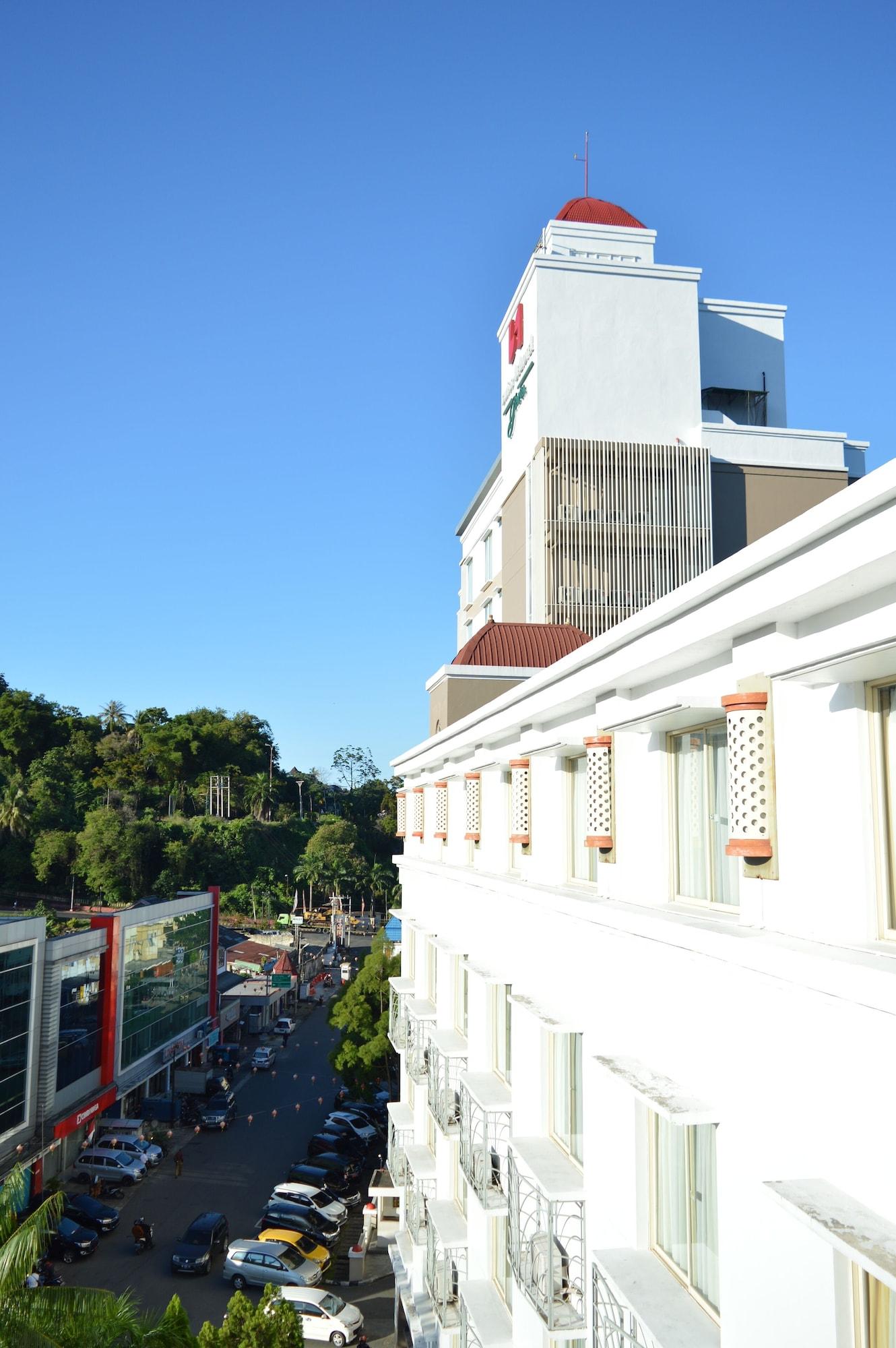 Swiss-Belhotel Papua Jayapura Exterior photo